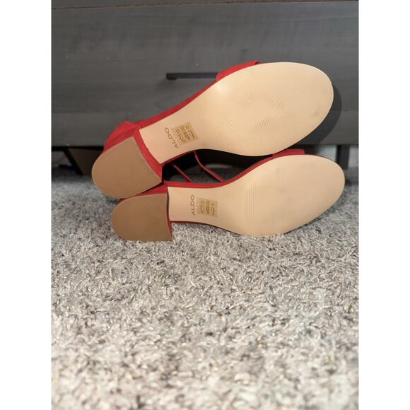 NEW ALDO Red Suede Block Heels Ankle Strap Open Toe Size 9 2.5” Heel - Picture 7 of 11